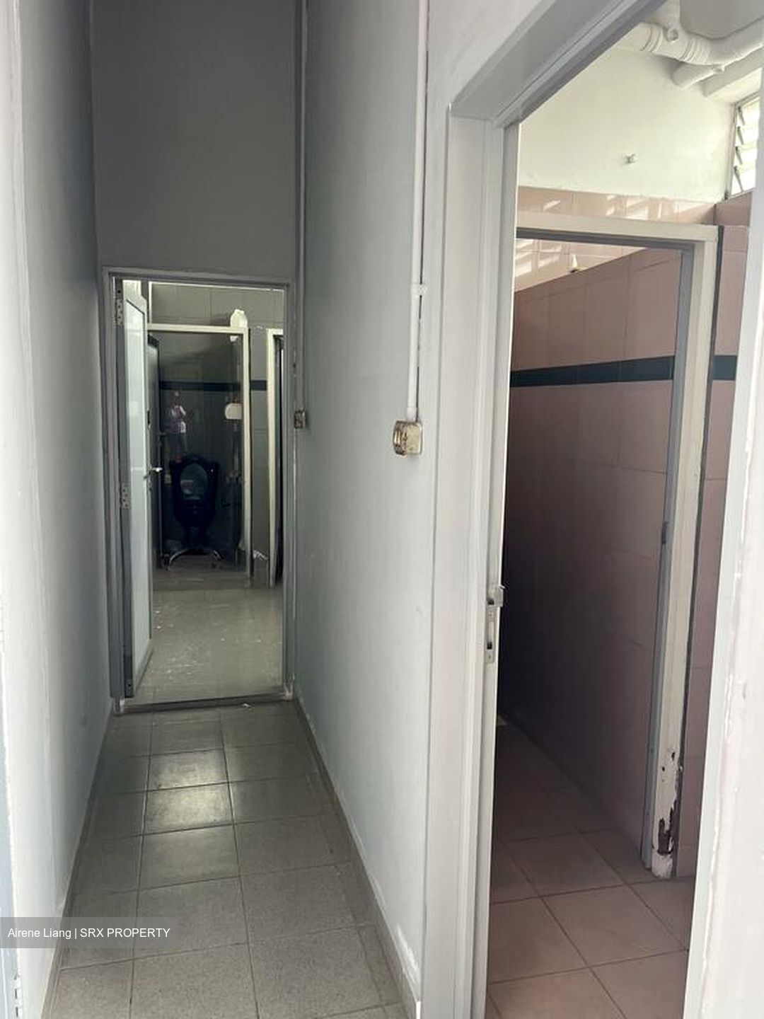 Santat Building (D13), Factory #515460841